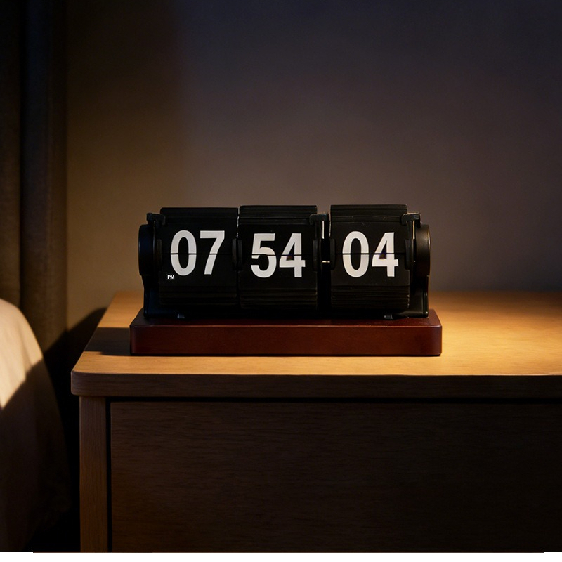 Vintage Alarm Clock - Horloge de bureau vintage en bois,